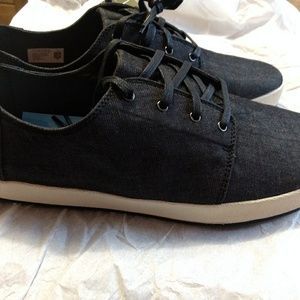 black chambray men's payton sneakers